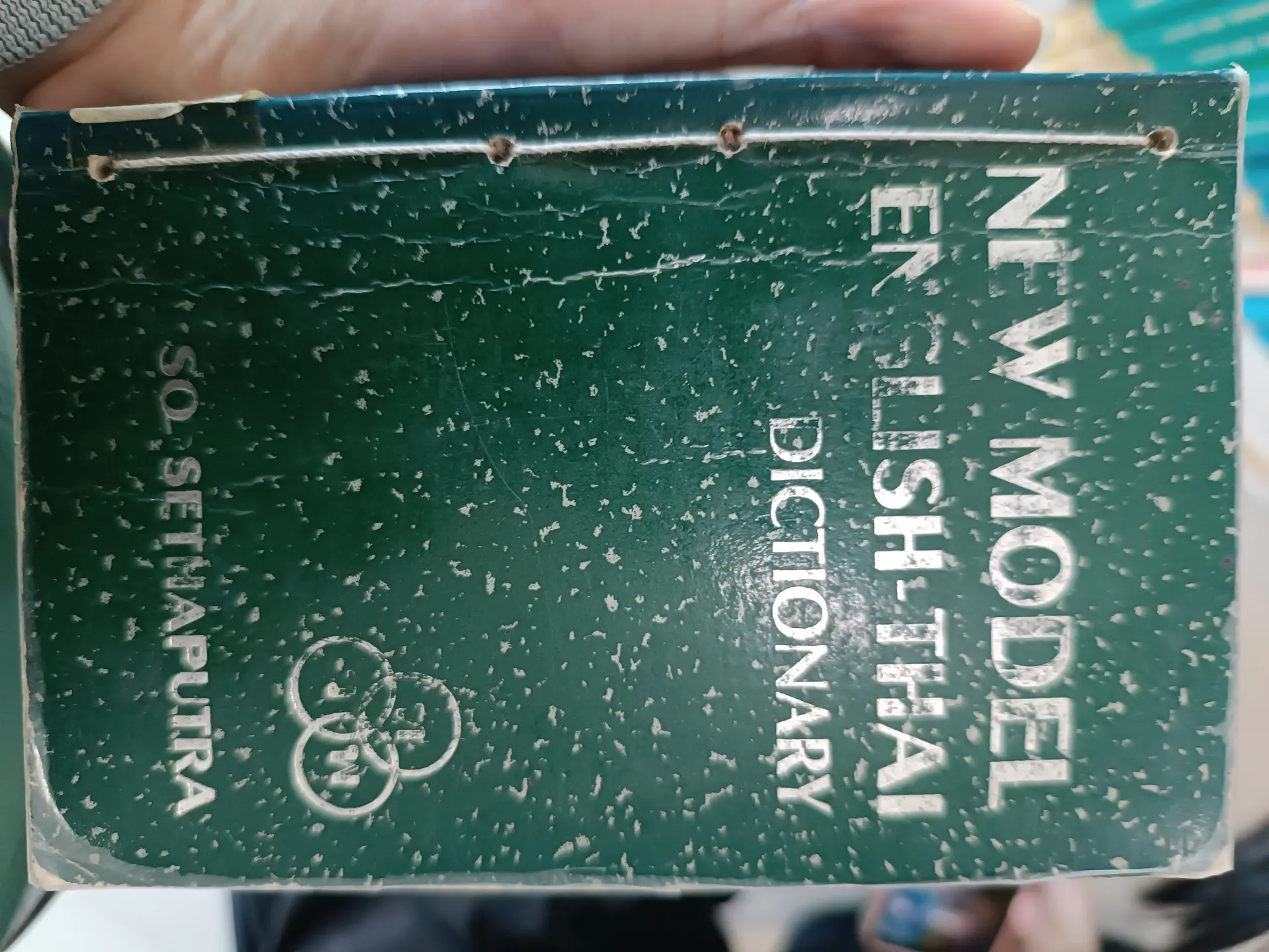 NEW MODEL ENGLISH-THAI DICTIONARY